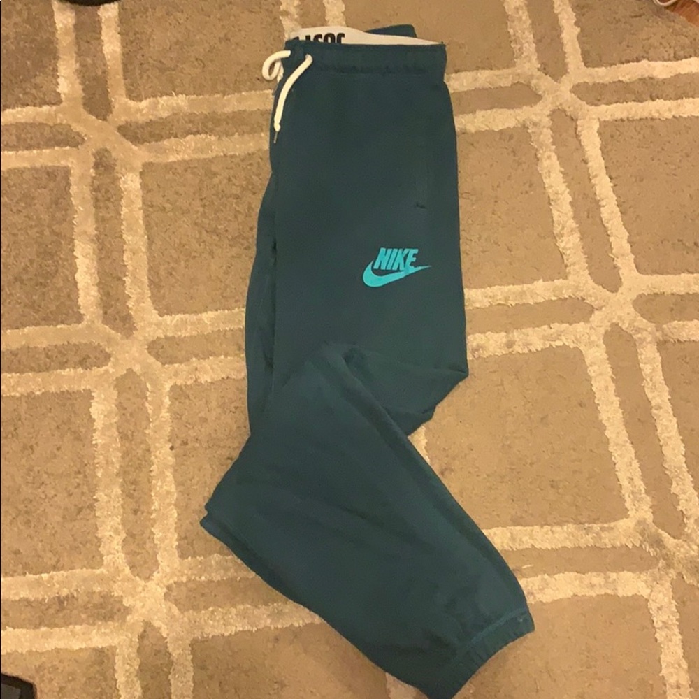 Nike Sweatpants